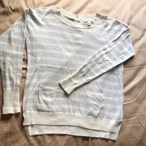❄️Banana Republic grey / cream striped sweater